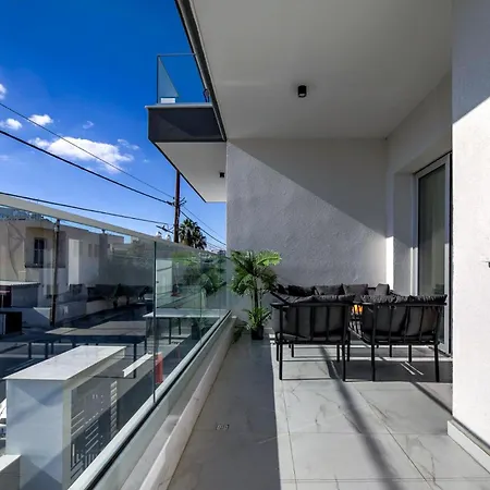 Style By Ezoria Апартаменты Лимасол