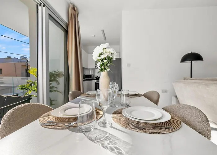 Style By Ezoria * לימסול